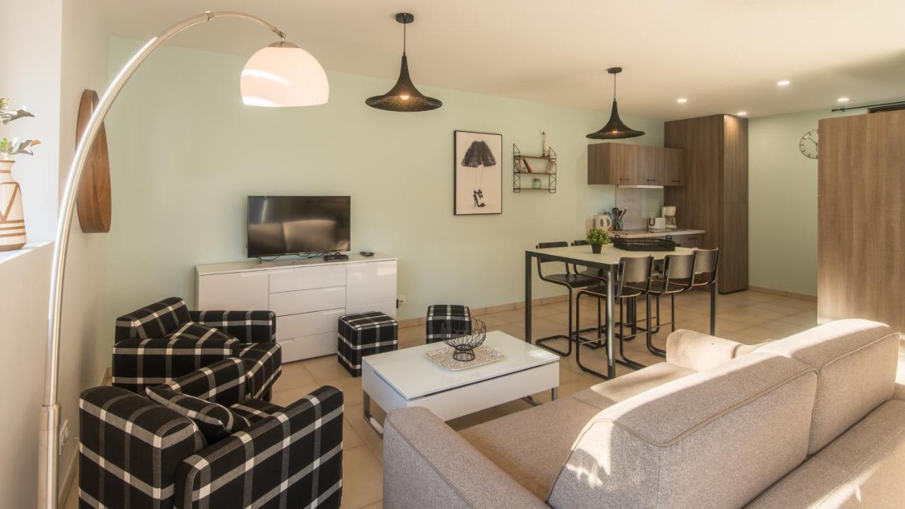 Apartamento Côté Jardin avec Jacuzzi Privatif et parking privé Sarlat Exterior foto